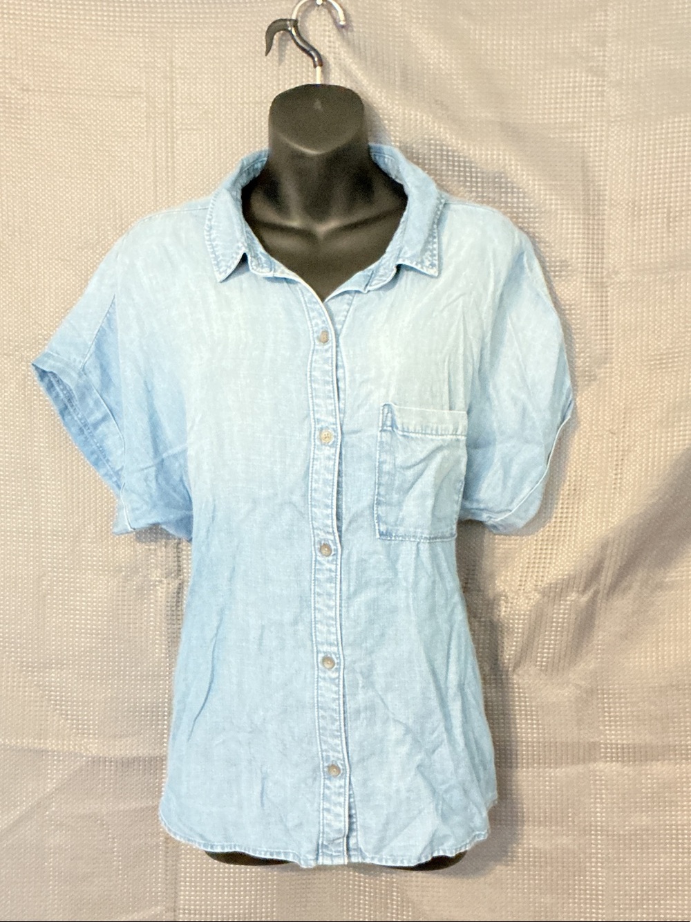 cloth & stone Light Blue Short-Sleeve Denim Button-Front Shirt